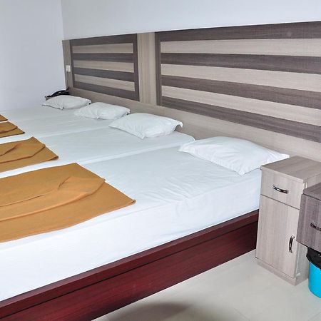 I Park Residency Hotel Бангалор Екстериор снимка