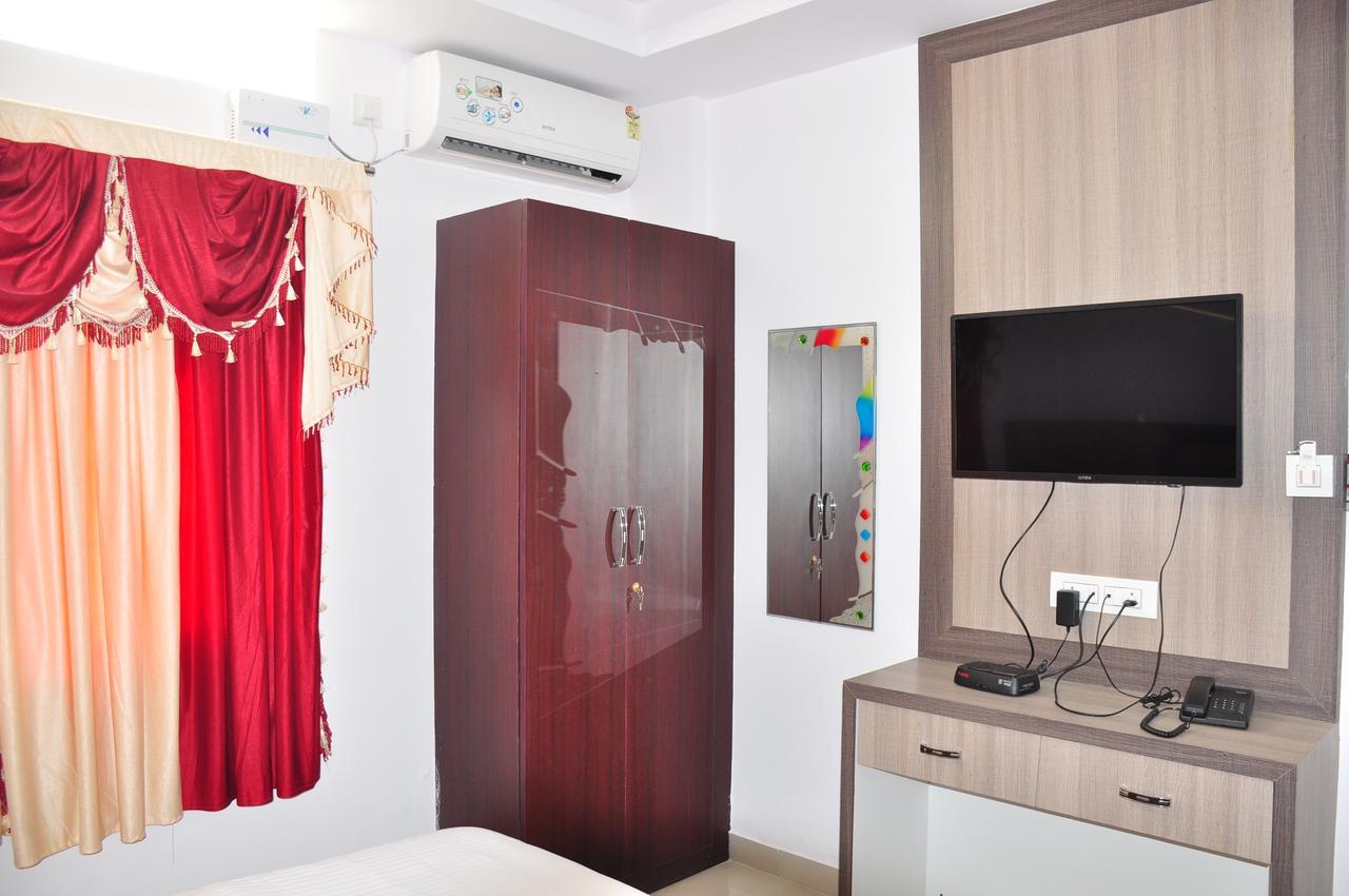 I Park Residency Hotel Бангалор Екстериор снимка