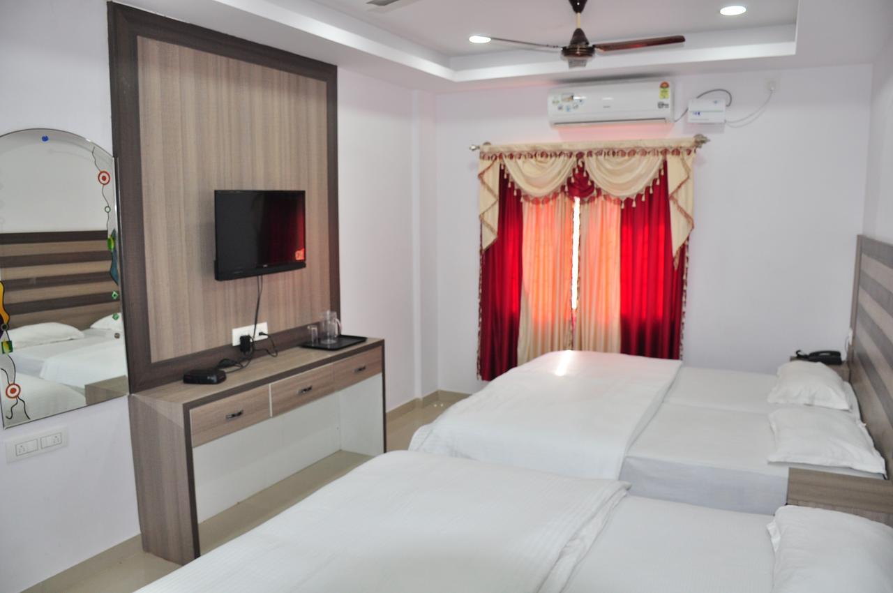 I Park Residency Hotel Бангалор Екстериор снимка