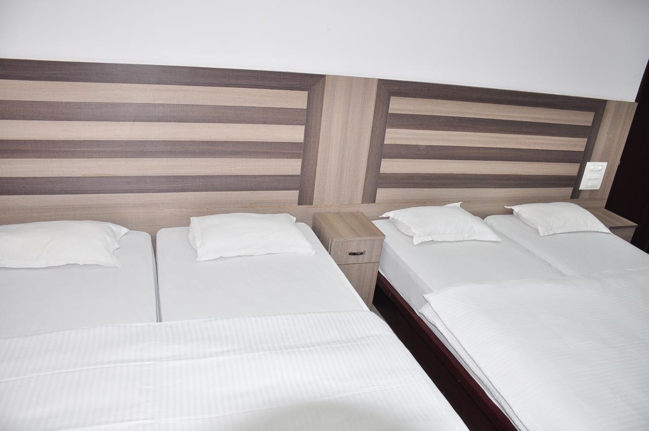 I Park Residency Hotel Бангалор Екстериор снимка